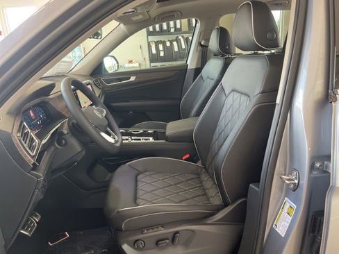 New 2026 Volkswagen Atlas SEL Premium R-Line image 25