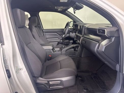 Used 2026 Toyota 4Runner SR5 AWD/4WD image 4