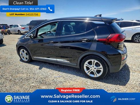 Used 2020 Chevrolet Bolt LT FWD image 3