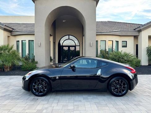 Used 2013 Nissan 370Z Touring image 5