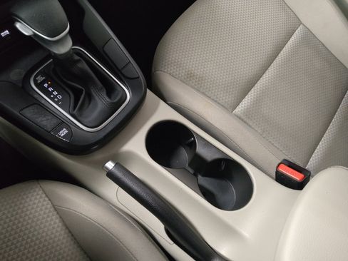 Used 2023 Kia Soul LX w/ LX Technology Package FWD image 26