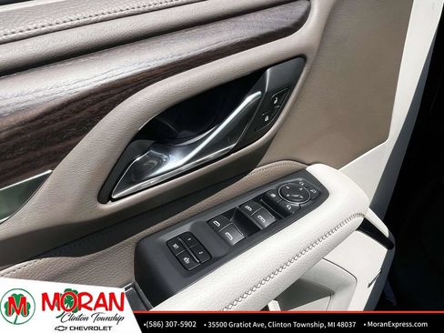 Certified 2023 GMC Yukon Denali w/ Denali Reserve Package AWD/4WD image 17