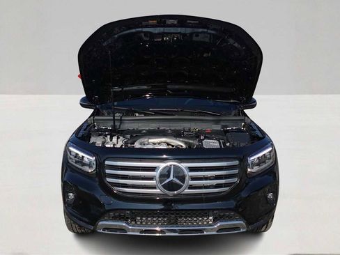 Used 2026 Mercedes-Benz GLB 250 4MATIC image 9