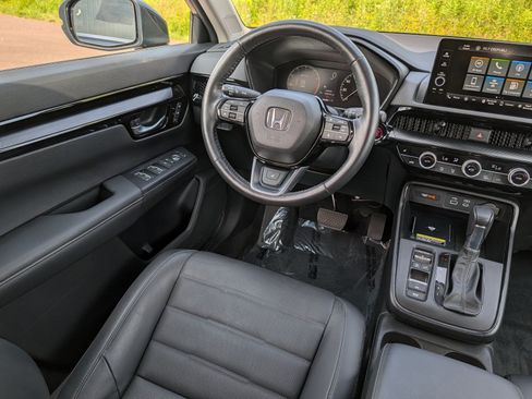 Used 2023 Honda CR-V EX-L image 9