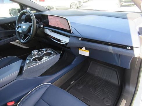 New 2026 Cadillac Optiq Sport 2 image 11