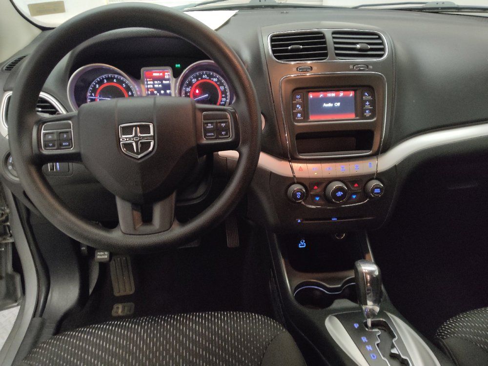 Used 2017 Dodge Journey SXT w/ Comfort/Convenience Group FWD image 22