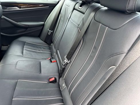 Used 2020 BMW 530i xDrive w/ Convenience Package image 13