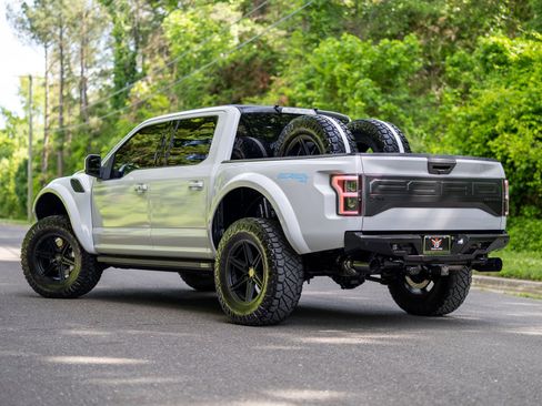 Used 2018 Ford F150 Raptor w/ Equipment Group 802A Luxury AWD/4WD image 7