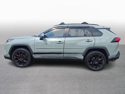 Used 2019 Toyota RAV4 XLE Premium w/ Cold Weather Package AWD/4WD image 7