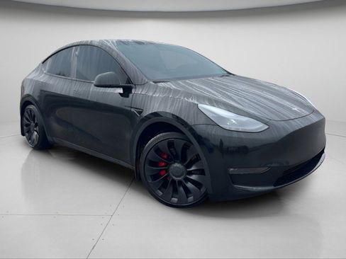 Used 2022 Tesla Model Y Performance image 2