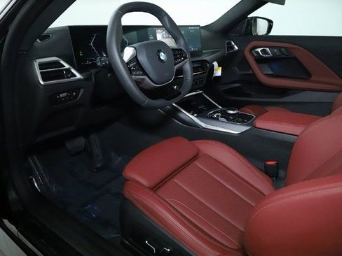 Used 2025 BMW 230i xDrive Coupe w/ Convenience Package image 16