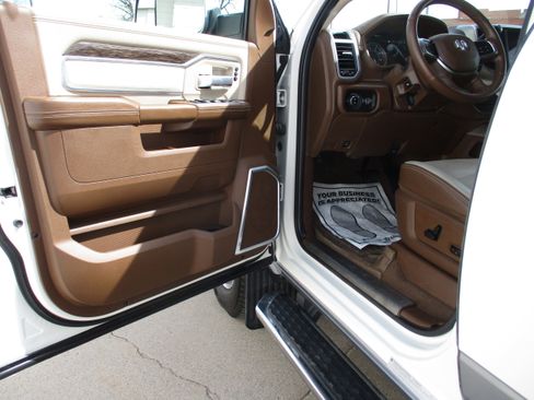 Used 2021 RAM 3500 Laramie image 10