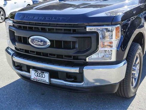 Used 2022 Ford F250 XL w/ Power Equipment Group image 8