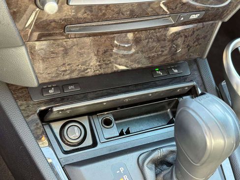 Used 2007 BMW 650i Coupe image 29