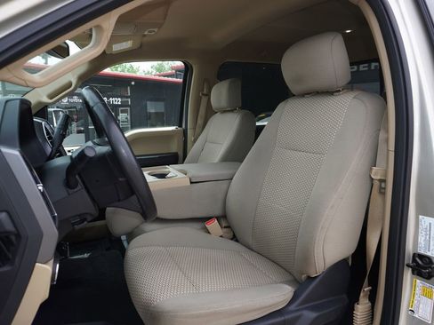 Used 2017 Ford F150 XLT w/ Equipment Group 302A Luxury AWD/4WD image 22