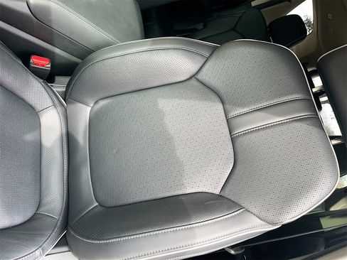 Used 2025 Honda Pilot Elite image 20