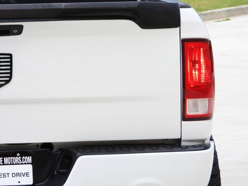Used 2016 RAM 1500 Express AWD/4WD image 31