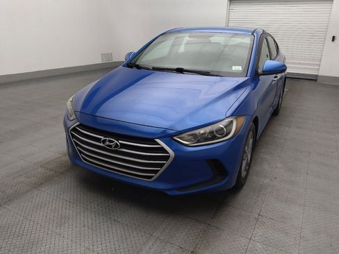 Used 2017 Hyundai Elantra SE image 15