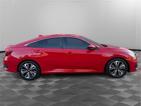 Used 2016 Honda Civic EX-T image 6