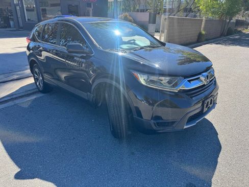 Used 2017 Honda CR-V LX image 2