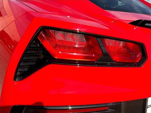 Used 2019 Chevrolet Corvette Stingray Coupe w/ Battery Protection Package image 21