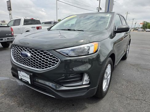 Certified 2024 Ford Edge SEL w/ Convenience Package AWD/4WD image 4