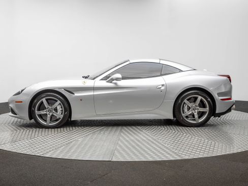 Certified 2016 Ferrari California T image 61
