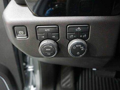 Certified 2025 Chevrolet Silverado 1500 LT image 22