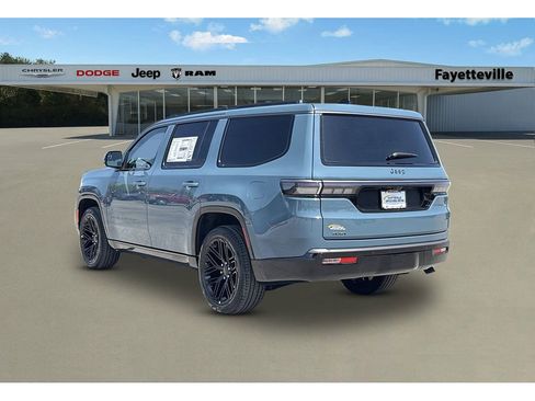 New 2026 Jeep Grand Wagoneer Limited AWD/4WD image 5