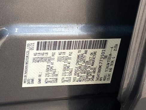 Used 2021 Nissan Rogue SV image 26