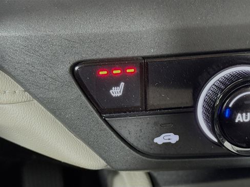 Certified 2024 Honda Accord EX image 19