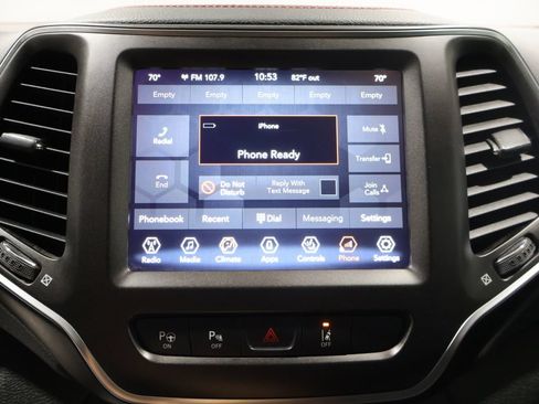 Used 2021 Jeep Cherokee Trailhawk w/ Technology Group AWD/4WD image 25