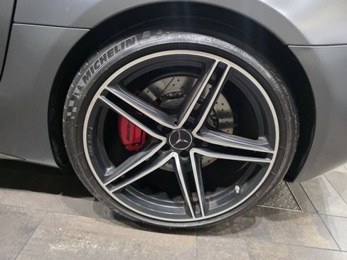 Used 2018 Mercedes-Benz AMG GT C image 11