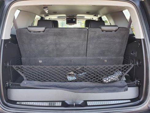 Used 2017 Chevrolet Tahoe LT w/ LT Signature Package AWD/4WD image 31