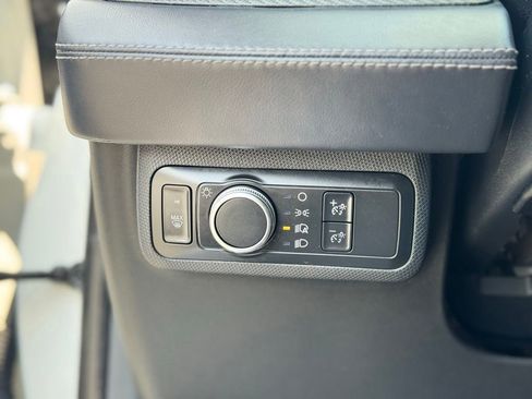 Used 2021 Ford Mustang Mach-E Premium AWD/4WD image 21