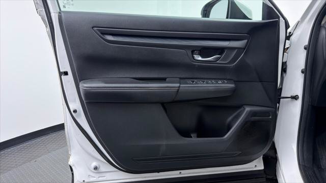 Used 2024 Honda CR-V LX image 13