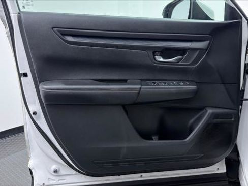 Used 2024 Honda CR-V LX image 13