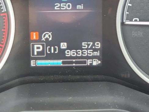 Used 2021 Subaru Forester Premium image 17