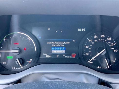 Used 2026 Toyota Sienna XLE FWD image 25