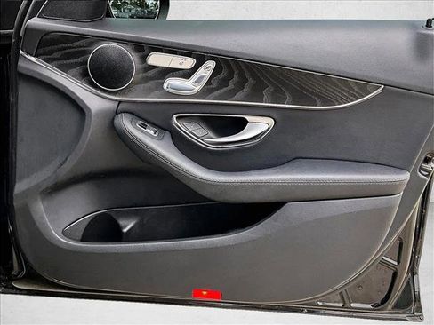 Used 2017 Mercedes-Benz C 300 Sedan image 19