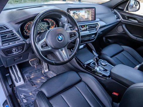 Used 2023 BMW X4 xDrive30i w/ M Sport Package image 4