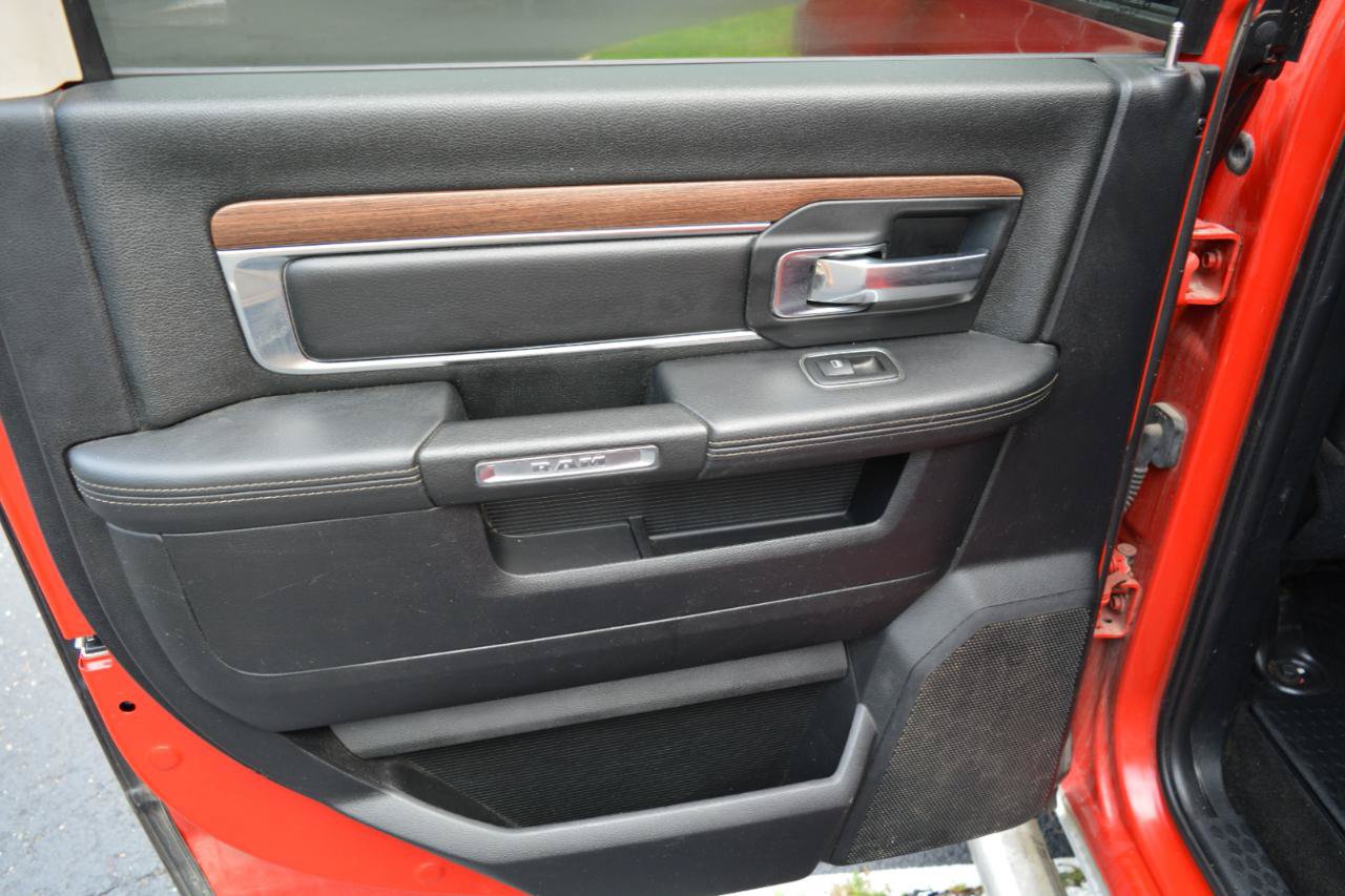 Used 2015 RAM 2500 Laramie AWD/4WD image 11