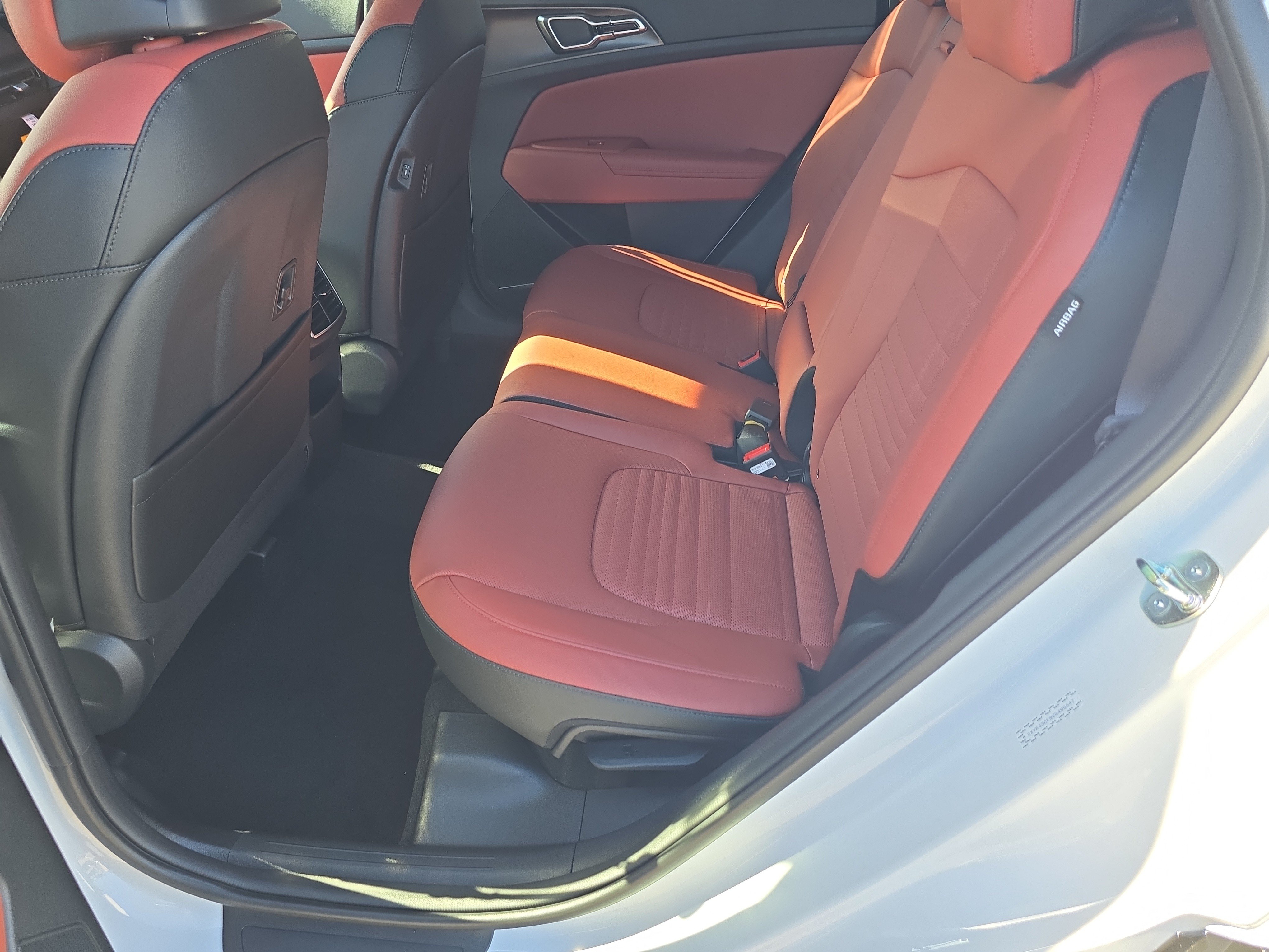 New 2027 Kia Sportage SX FWD image 17