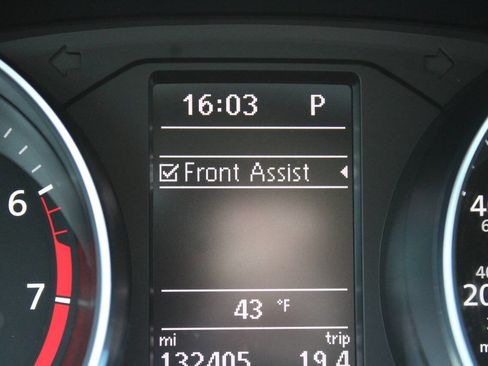 Used 2017 Volkswagen Passat 1.8T R-Line image 41