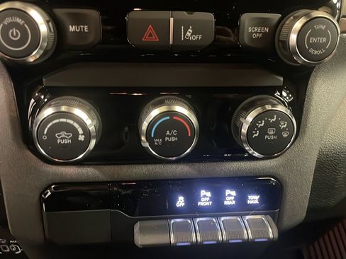 New 2026 RAM 1500 Tradesman AWD/4WD image 20
