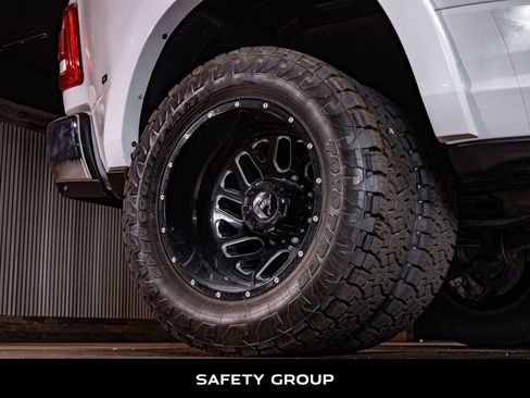 Used 2020 RAM 3500 Laramie AWD/4WD image 11