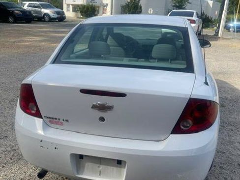 Used 2007 Chevrolet Cobalt LS w/ Enhanced Safety Package FWD image 4
