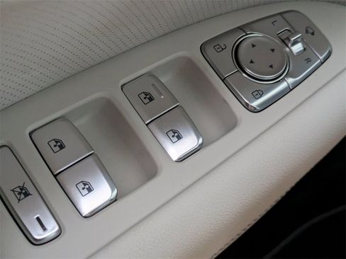 New 2025 Genesis G70 2.5T w/ Sport Prestige Package image 20