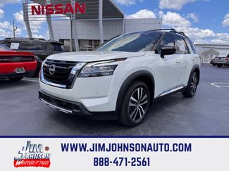 Used 2024 Nissan Pathfinder Platinum w/ Cargo Package AWD/4WD video 1