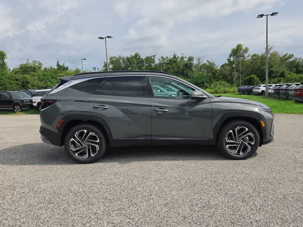 New 2026 Hyundai Tucson Limited FWD image 8